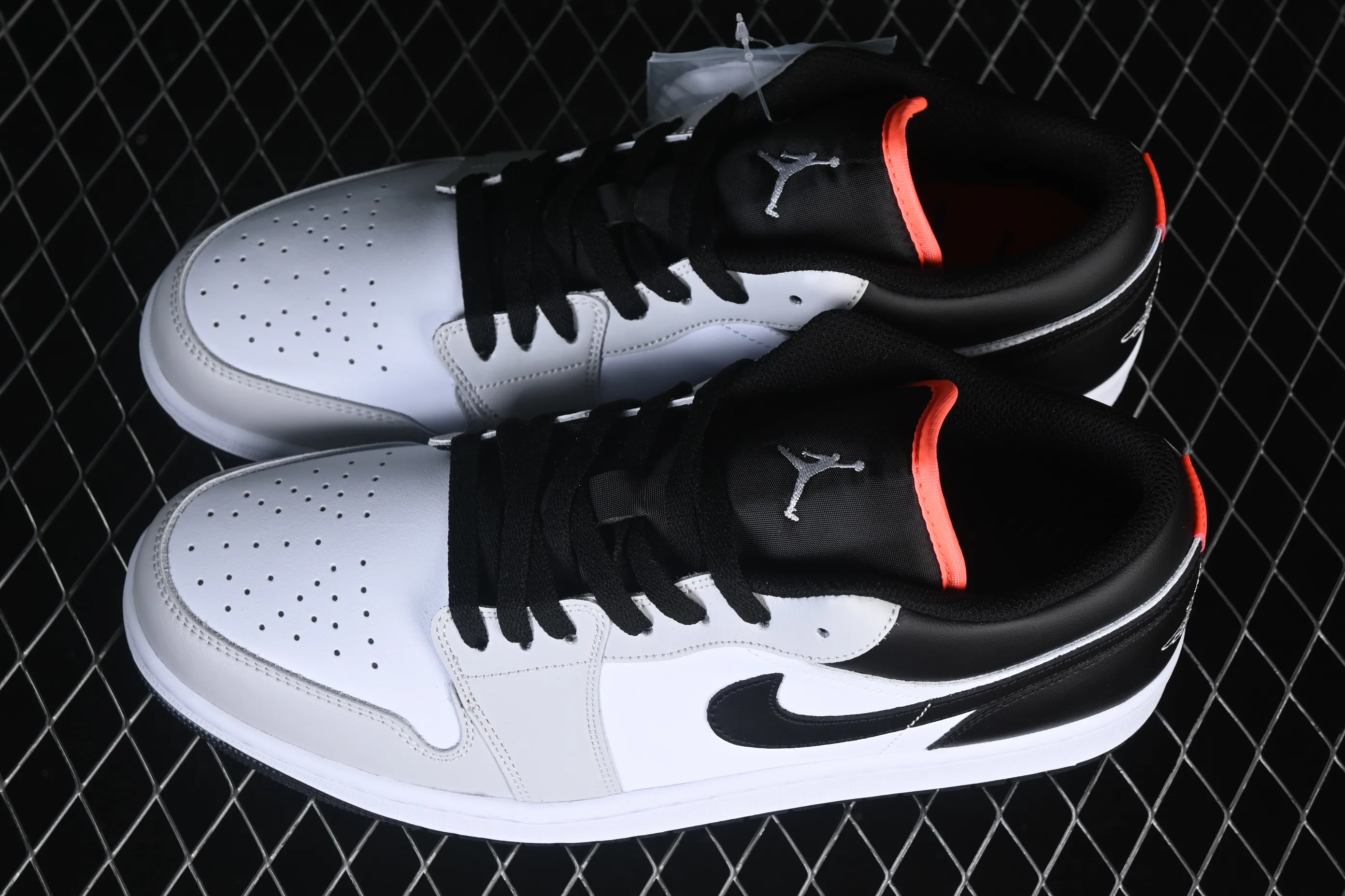 All categories Air Jordan Jordan series basketball shoes Air Jordan 1 Low Air Jordan 1 Low AJ1 Joe 1 white gray black hook low-top retro culture basketball shoes 553558-045